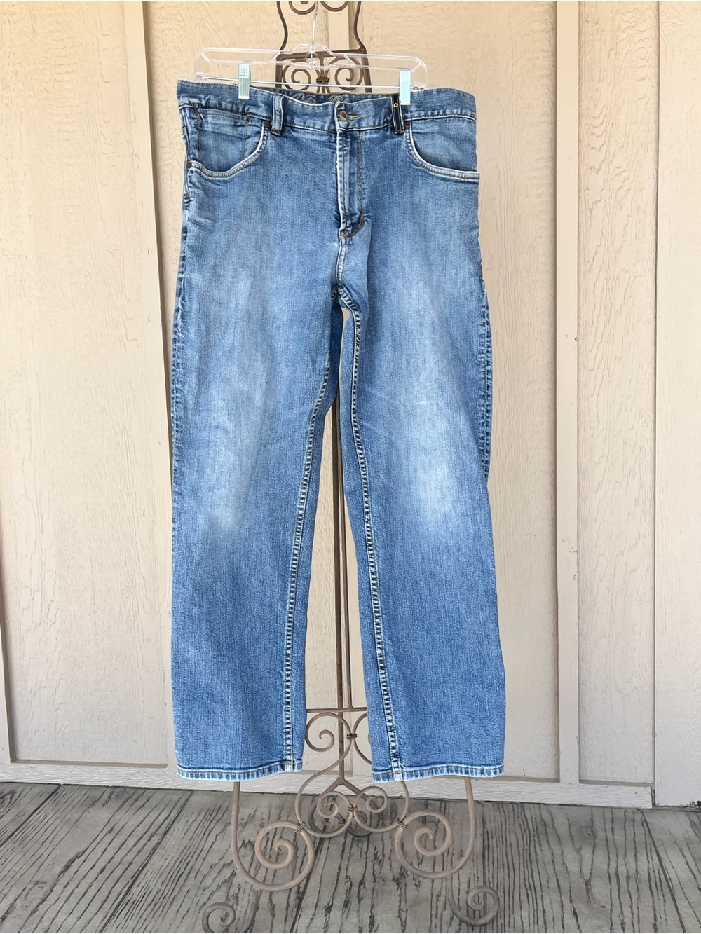Tommy Bahama Indigo Palms Jeans Mens Denim Medium Wash Straight Leg 36x32